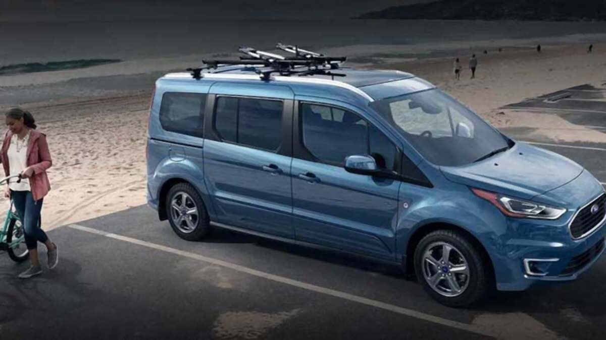 Ford Transit Connect: Practical, Efficient People-Mover for Families & Businesses