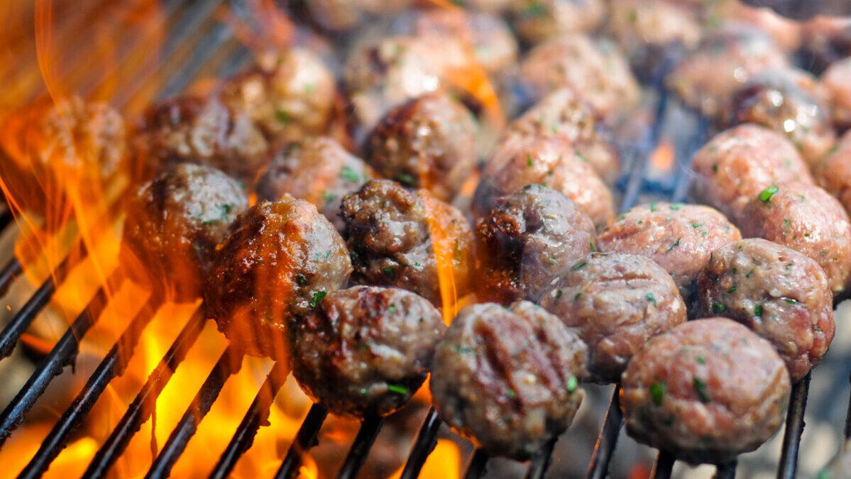 Mastering Grill Control: Tips for Taming Flare-Up Disasters Easily